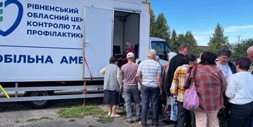На Дубенщині розпочалося обстеження в межах проєкту «Медицина без барʼєрів»